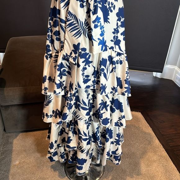 SOLD Women’s Summer Floral Halter Neck Maxi Dress with Ruffles Size L NWOT - Picture 3 of 13